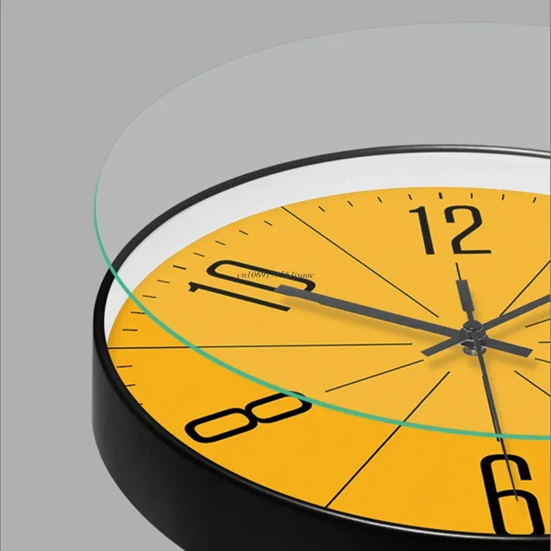 Nordische Wanduhr 30 cm – Zeitloser Stil für modernes Wohnen