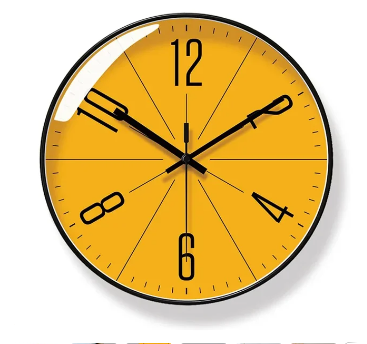 Nordische Wanduhr 30 cm – Zeitloser Stil für modernes Wohnen